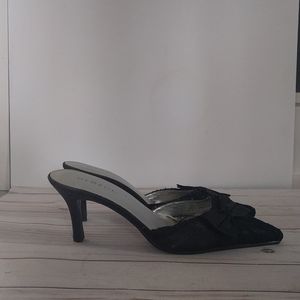 Black George heels for women